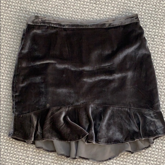 Madewell Velvet Ruffle Edge skirt - Picture 6 of 10